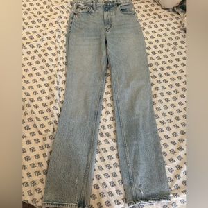 Abercrombie & Fitch Ultra High Rise 90s Straight Jean